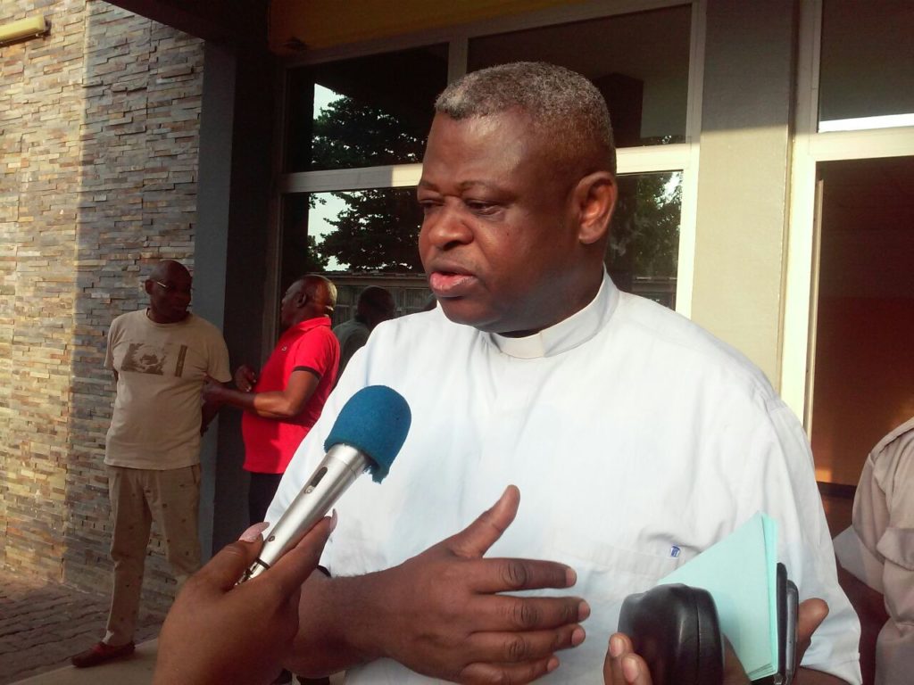 La CENCO confirme son Assemblée Générale  et déplore les actes de barbarie dans le pays (Abbé N’SHOLE)