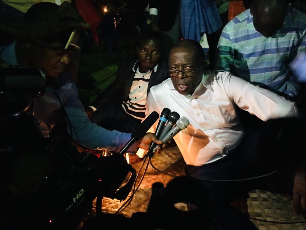 Christian Mwando : « si nous allons dormir dehors aujourd&rsquo;hui, c&rsquo;est pour afficher notre détermination pour le futur »