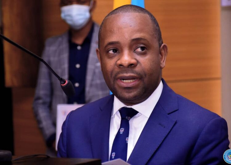 SUSPENSION DU DG INS: QUAND l’AGITATION DE SERGE BOKUMA ONSITI DIT TOUT