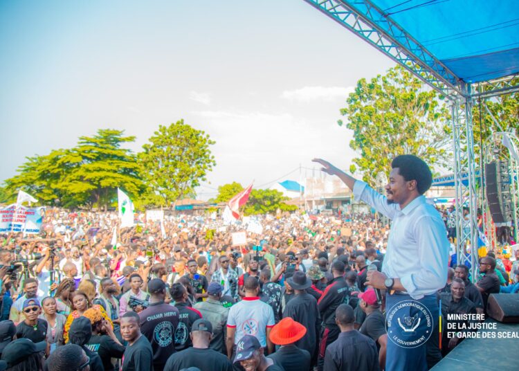 Réformes constitutionnelles en RDC : Constant Mutamba affiche sa position derrière Félix Tshisekedi