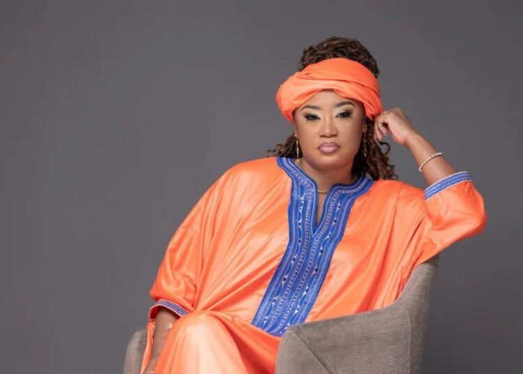 Fake news et sexisme en politique : Tina Salama, une cible injuste