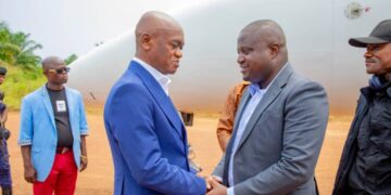 Muhindo Nzangi en mission d’inspection des travaux de développement lancés dans la Tshuapa