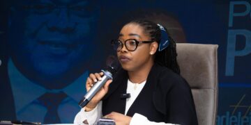 Infrastructures dans la Tshopo : la Sénatrice Nikomba salue les avancées et promet son engagement continu