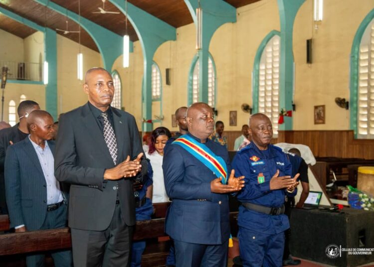 Genocost 2025 : messe, recueillement et dépôt des gerbes de fleurs au cimetière de six jours à Kisangani