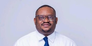 ‎Doudou Fwamba, Ministre National des Finances ou Gouverneur bis de la Tshopo ? [Mise au point de jeunes leaders de la Tshopo ]