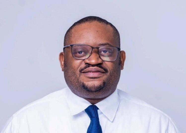 ‎Doudou Fwamba, Ministre National des Finances ou Gouverneur bis de la Tshopo ? [Mise au point de jeunes leaders de la Tshopo ]